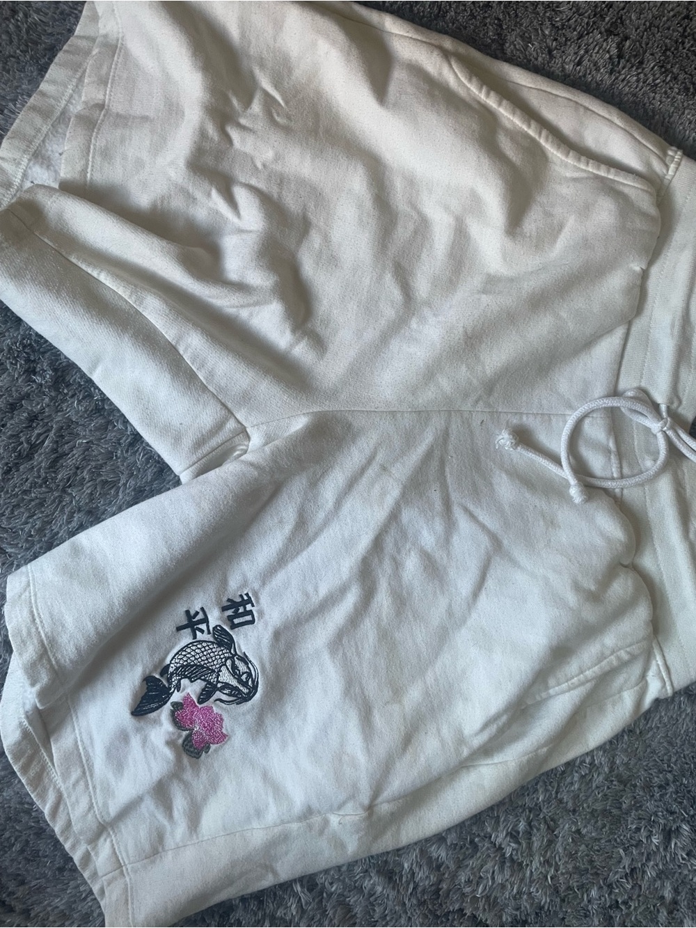White Men’s Embroidered Koi casual/Beach Shorts